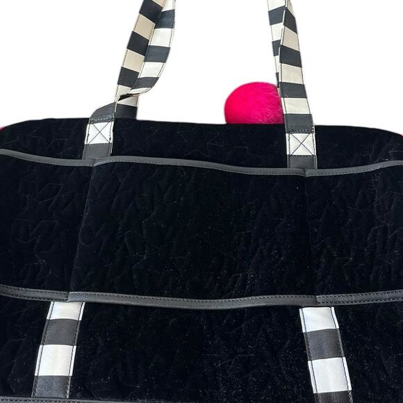 Betsey Johnston Cotton Quilted Weekender Travel Duffel Bag - Picture 6 of 7